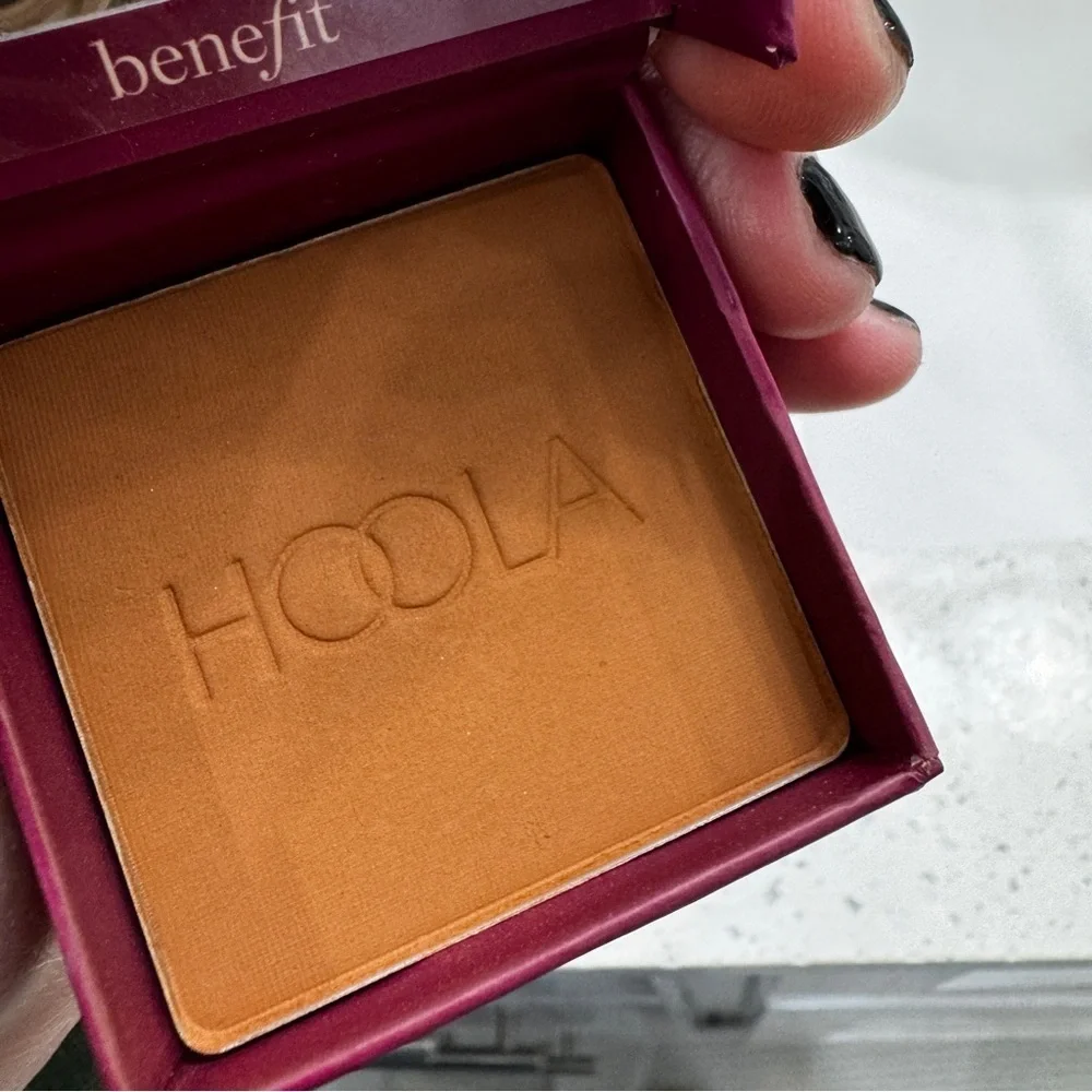 Benefit Hoola Matte Powder Bronzer - Medium (Used 1x, Like New)